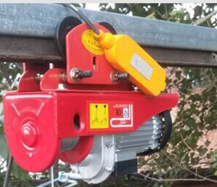 懸掛式微型電動(dòng)葫蘆上的污垢怎么清洗