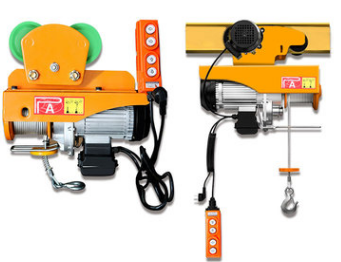 微型鋼絲繩電動葫蘆吊重時還應(yīng)保持重心穩(wěn)定