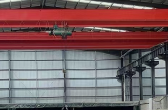 能不能同時用兩臺小型電動葫蘆吊重